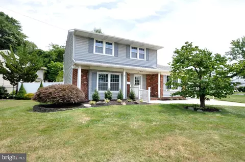 29 Swarthmore Ave, Stratford, NJ 08084