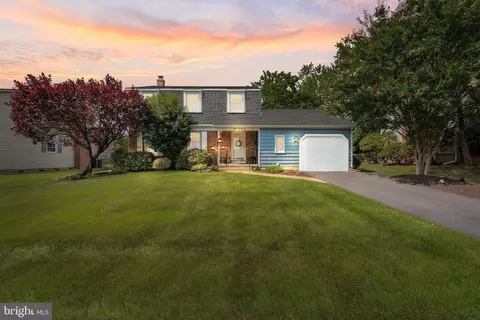 829 Cotswold Rd, Somerdale, NJ 08083