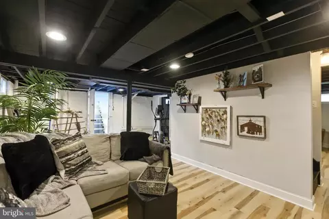 Entry Way - 58 Letitia Ln, Haddonfield, NJ 08033 photo 4 of 5