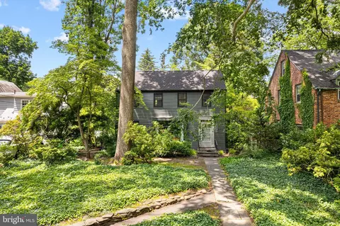 427 Hopkins Ln, Haddonfield, NJ 08033