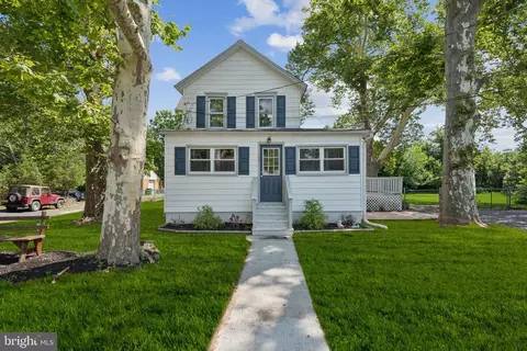 538 3rd St, Atco, NJ 08004