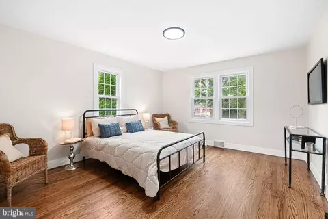 Bedroom - 116 Rhoads Ave, Haddonfield, NJ 08033 photo 1 of 5