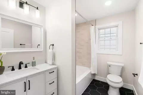 Bath - 116 Rhoads Ave, Haddonfield, NJ 08033 photo 1 of 5