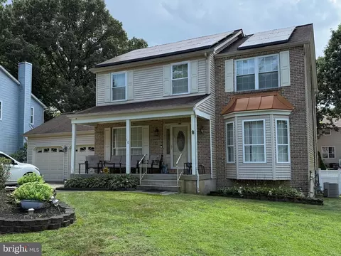 10 Easton Dr, Sicklerville, NJ 08081