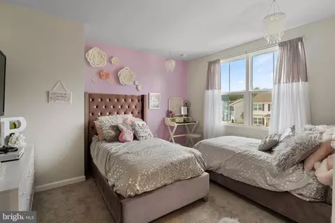 Bedroom - 161 Ciseley Dr, Sicklerville, NJ 08081 photo 6 of 7