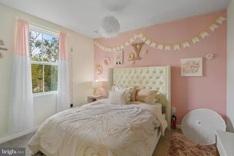 Bedroom - 161 Ciseley Dr, Sicklerville, NJ 08081 photo 5 of 7