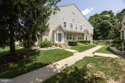 1102 Tanglewood Dr, Sicklerville, NJ 08081