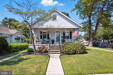 102 2nd Ave, Barrington, NJ 08007