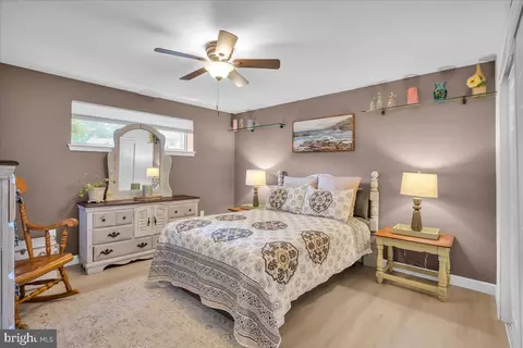 Bedroom - 32 Millbridge Rd, Clementon, NJ 08021 photo 2 of 2