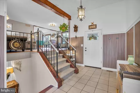 Entry Way - 32 Millbridge Rd, Clementon, NJ 08021 photo 1 of 1