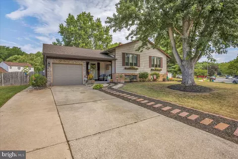 32 Millbridge Rd, Clementon, NJ 08021