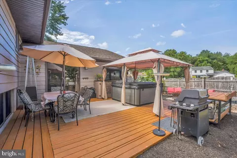 Exterior - 32 Millbridge Rd, Clementon, NJ 08021 photo 3 of 5