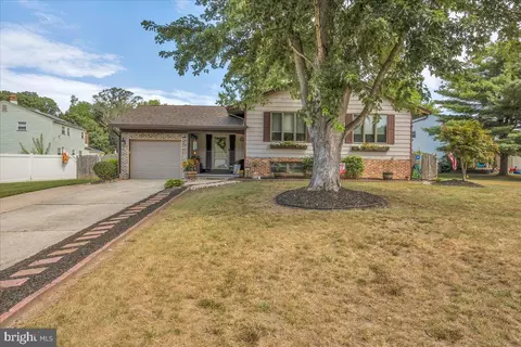 32 Millbridge Rd, Clementon, NJ 08021