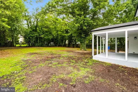 Exterior - 22 E Split Rock Dr, Cherry Hill, NJ 08003 photo 5 of 5