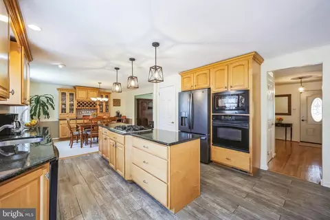 1224 Concord Ln, Cherry Hill, NJ 08003