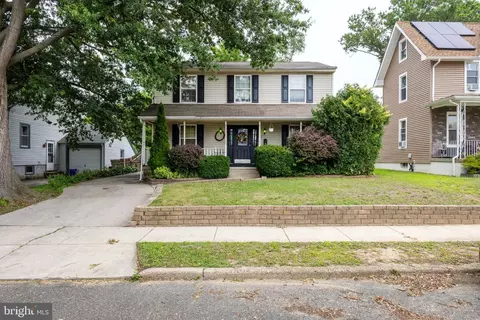 117 6th Ave, Mount Ephraim, NJ 08059