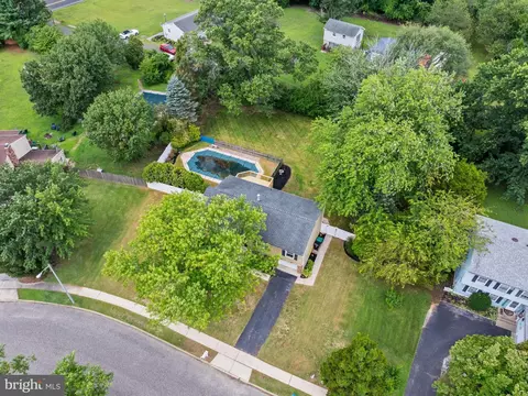 View/Area - 28 Dunham Loop, Berlin, NJ 08009 photo 4 of 7