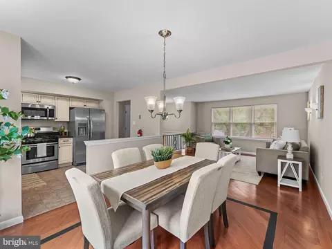 Dining - 28 Dunham Loop, Berlin, NJ 08009 photo 2 of 2