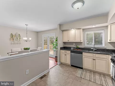 Kitchen - 28 Dunham Loop, Berlin, NJ 08009 photo 3 of 3