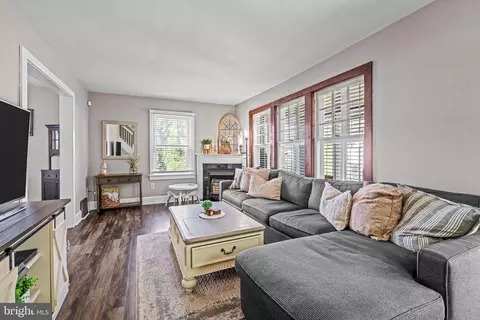 2 Smithfield Ave, Berlin, NJ 08009 photo 8