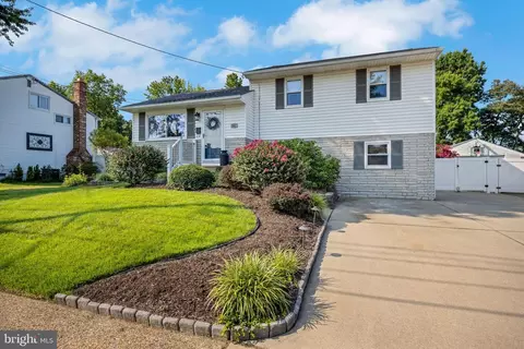 Exterior - 841 W 3rd Ave, Runnemede, NJ 08078 photo 4 of 14