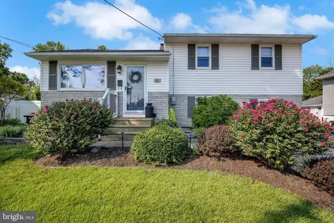Exterior - 841 W 3rd Ave, Runnemede, NJ 08078 photo 5 of 14