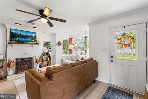 Entry Way - 91 Wright Ave, Pine Hill, NJ 08021 photo 1 of 2