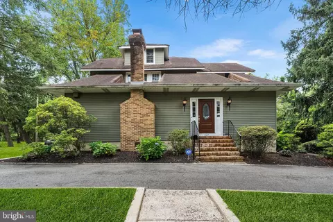 267 W White Horse Pike, Berlin, NJ 08009