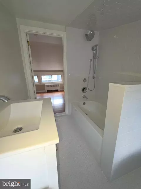 208 E Pine St, Audubon, NJ 08106 photo 35