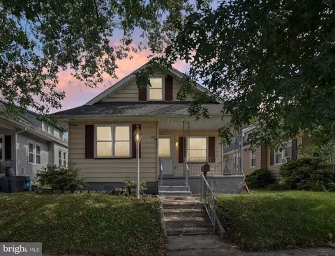 208 E Pine St, Audubon, NJ 08106 photo 3