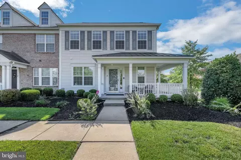 2 Lumbermill Ln, Voorhees, NJ 08043