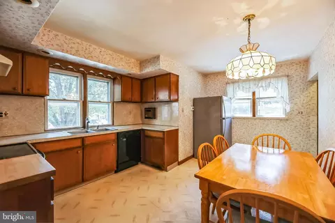 Kitchen - 126 E Linden Ave, Lindenwold, NJ 08021 photo 1 of 3