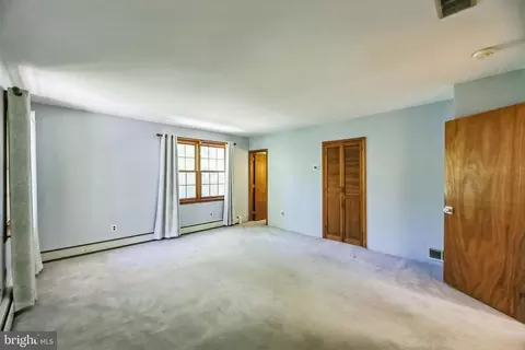 Bedroom - 126 E Linden Ave, Lindenwold, NJ 08021 photo 1 of 3