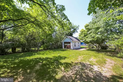 Exterior - 126 E Linden Ave, Lindenwold, NJ 08021 photo 6 of 6