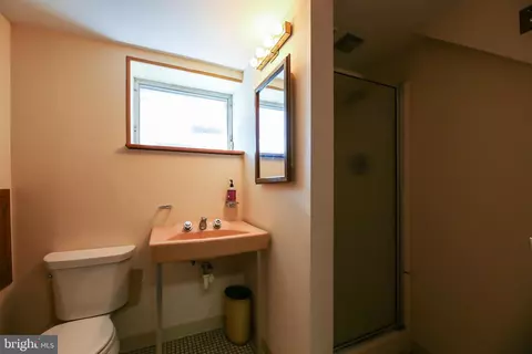 Bath - 126 E Linden Ave, Lindenwold, NJ 08021 photo 4 of 4