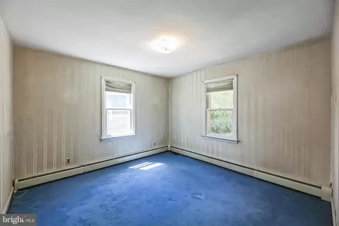 Bedroom - 126 E Linden Ave, Lindenwold, NJ 08021 photo 3 of 3