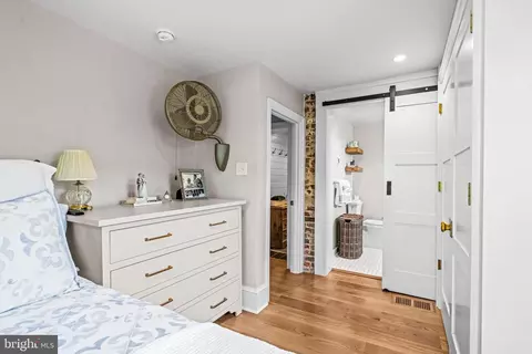 Bedroom - 38 Tanner St, Haddonfield, NJ 08033 photo 4 of 8