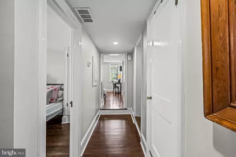 Entry Way - 38 Tanner St, Haddonfield, NJ 08033 photo 6 of 8