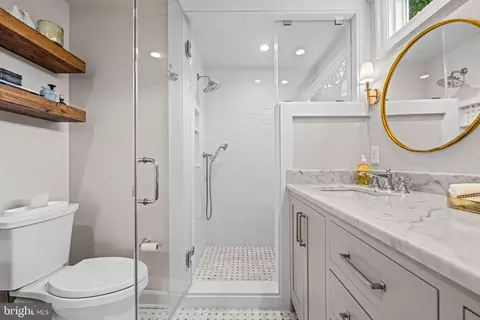 Bath - 38 Tanner St, Haddonfield, NJ 08033 photo 5 of 7