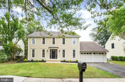 13 Progress Pl, Voorhees, NJ 08043