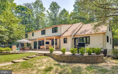 1134 Winding Dr, Cherry Hill, NJ 08003