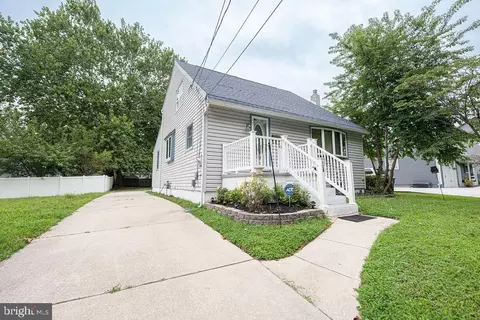 128 W Elm Ave, Lindenwold, NJ 08021