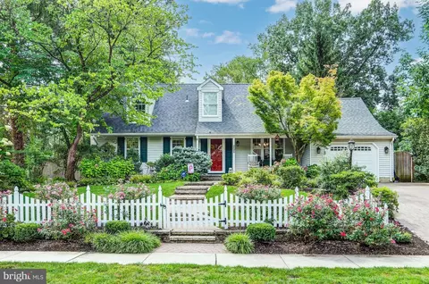 Exterior - 6 Heritage Rd, Haddonfield, NJ 08033 photo 2 of 13
