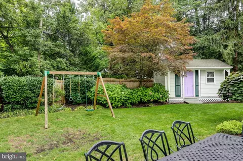 Exterior - 6 Heritage Rd, Haddonfield, NJ 08033 photo 8 of 13