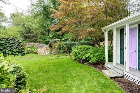 Exterior - 6 Heritage Rd, Haddonfield, NJ 08033 photo 10 of 13