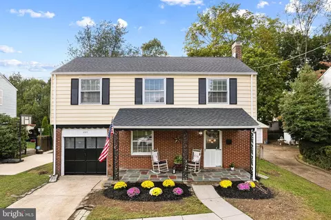 265 Crystal Lake Ave, Haddonfield, NJ 08033