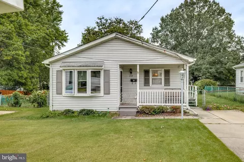 130 W Evesham Ave, Magnolia, NJ 08049