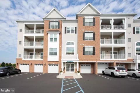 5323 Palomino Ct, Cherry Hill, NJ 08002