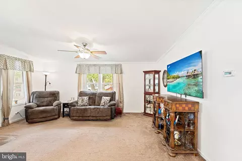 58 Skyline Dr, Sicklerville, NJ 08081 photo 7