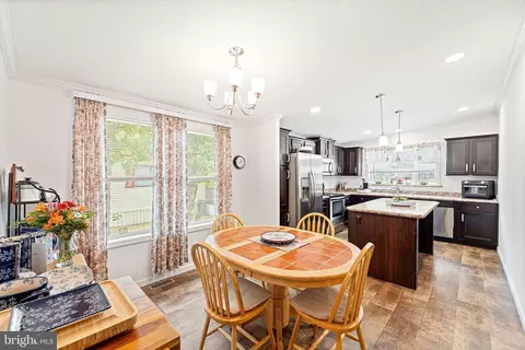 58 Skyline Dr, Sicklerville, NJ 08081 photo 9